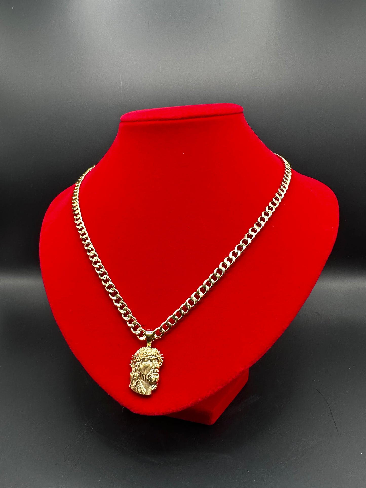 Cuban Link Chain + Jesus's Face Pendant