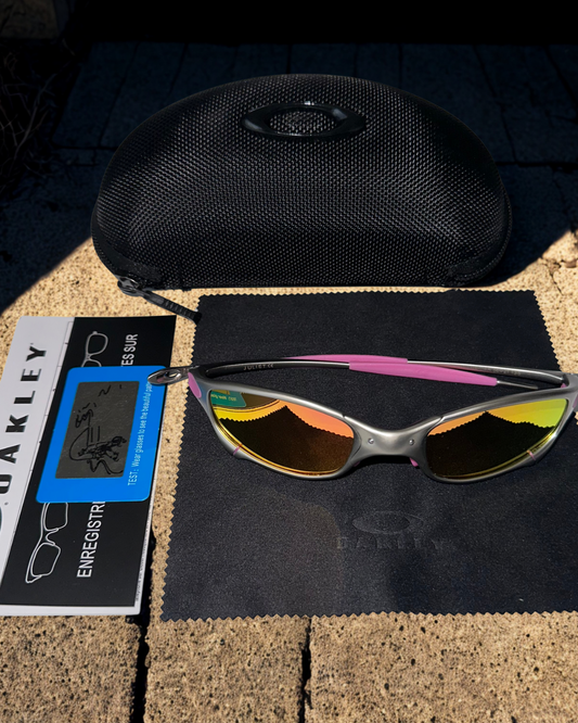 SUNGLASSES